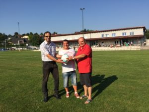 Matchball gesponsert von Bürgermeister Manfred Zeismann